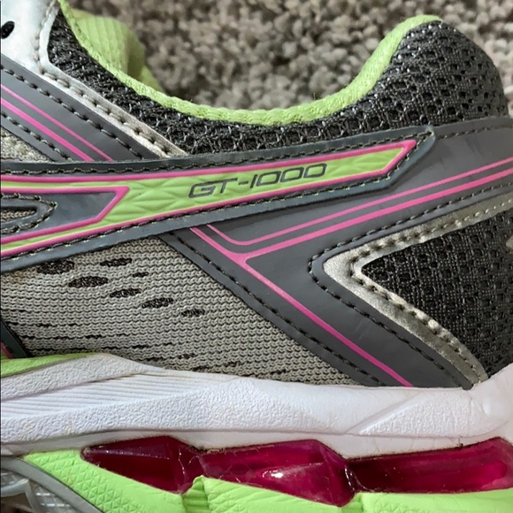 ASICS Women's Gt-1000 4 Running Shoe - Picture 9 of 10
